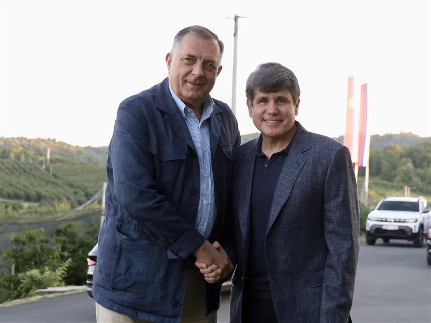 БАЊАЛУКА, 22. ЈУНА /СРНА/ - На позив предсједника Републике Српске Милорада Додика, вечерас је у Бањалуку стигао Род Благојевић, бивши гувернер америчке савезне државе Илиноис, човјек са богатом политичком биографијом, данас угледни говорник и близак сарадник предсједника САД Доналда Tрампа.