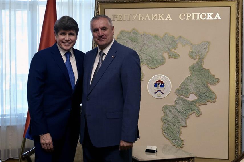 БАЊАЛУКА, 23. ЈУНА /СРНА/ - Предсједник Владе Републике Српске Радован Вишковић угостио је бившег гувернера америчке савезне државе Илиноис Рода Благојевића, којег је упознао са радом Владе.