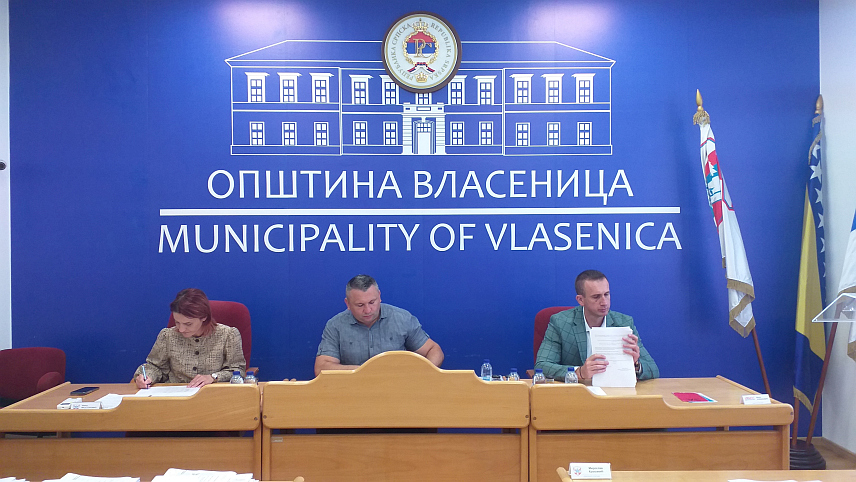 ВЛАСЕНИЦА, 26. ЈУНА /СРНА/ - Сједница Скупштине општине Власеница.