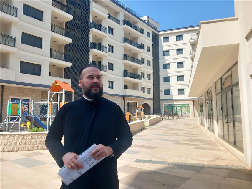 TРЕБИЊЕ, 6. ЈУНА /СРНА/ - За напад на требињског ђакона Бранислава Рајковића у Требињу полиција је осумњичила лица чији су иницијали А.И. и Н.М.