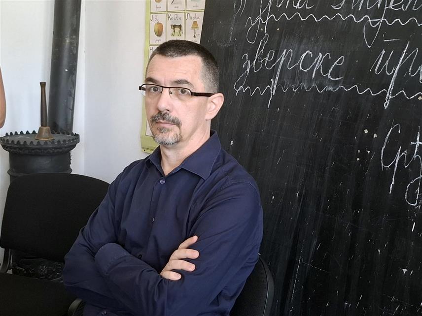 ВИШЕГРАД, 7. ЈУНА /СРНА/ - У оквиру манифестације "Вишеградска стаза", у Спомен-учионици Иве Андрића, представљена је збирка приповиједака "Црна Анђелија и друге зверске приче" аутора Срђана В. Тешина, добитника Андрићеве награде за 2023. годину.	