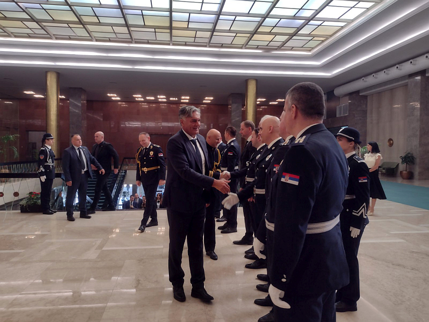 БЕОГРАД, 8. ЈУНА /СРНА/ - Министар унутрашњих послова Републике Српске Синиша Каран у Палати "Србија" гдје присуствује свечаној академији поводом Дана МУП-а Србије и Дана полиције Србије.