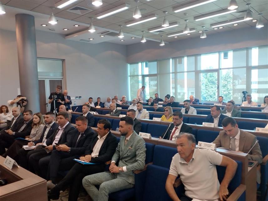БИЈЕЉИНА, 8. ЈУЛА /СРНА/ - Сједница Скупштине града Бијељина.