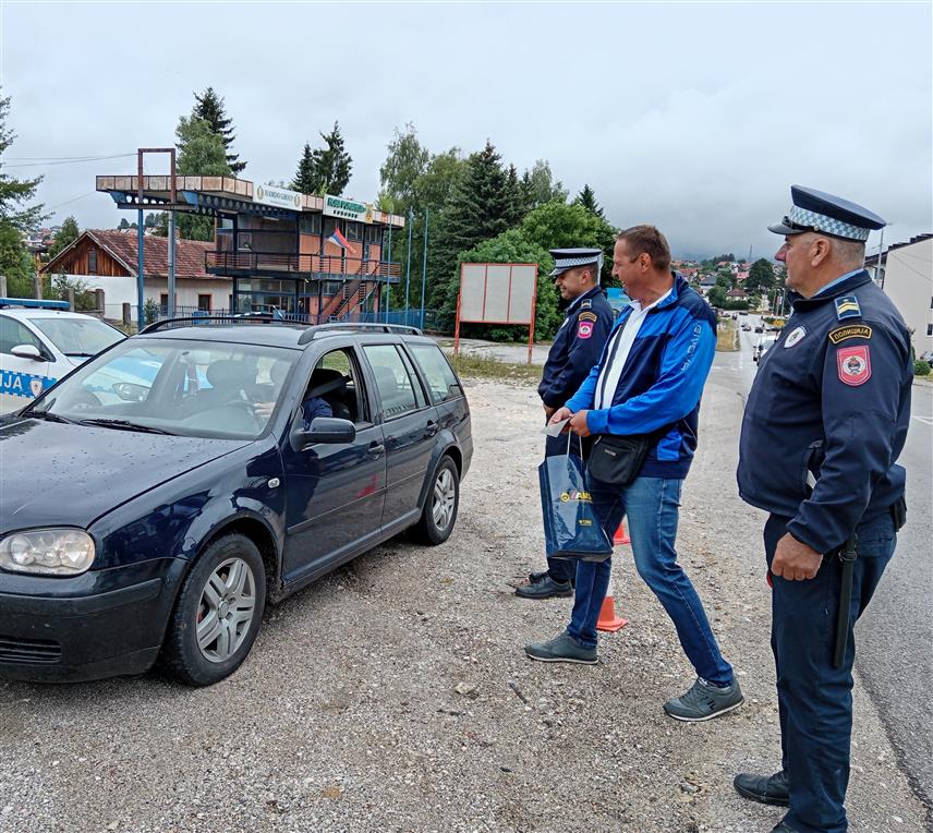 СОКОЛАЦ, 9. ЈУЛА /СРНА/ - На Сокоцу је данас организована акција у оквиру превентивне кампање "Лако је брзину смањити" чији је главни циљ повећање нивоа безбједности у саобраћају.