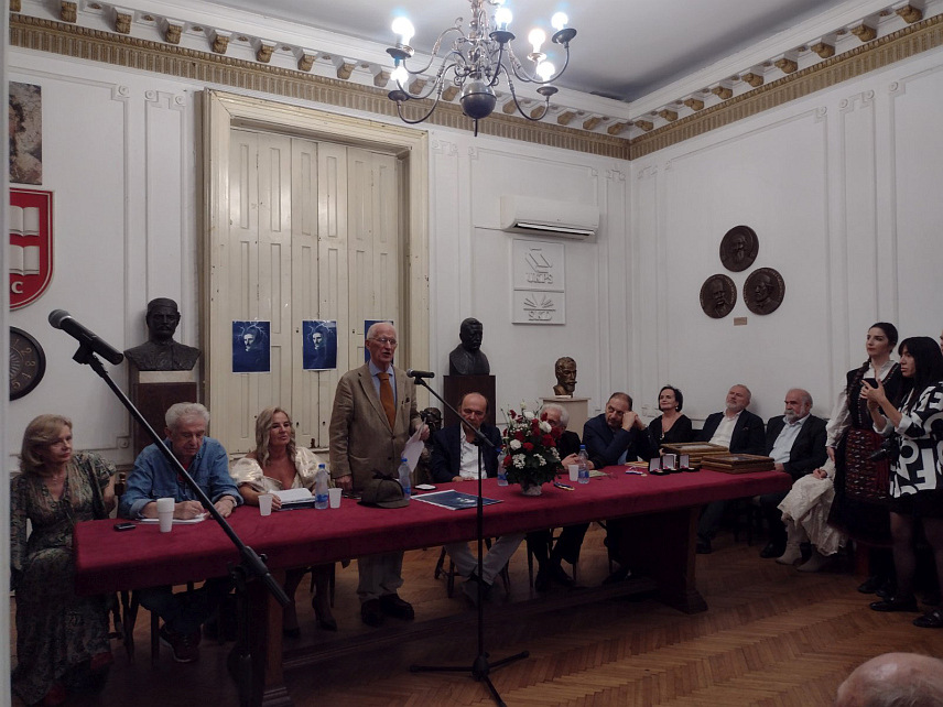 БЕОГРАД, 9. ЈУЛА /СРНА/ - Академик Матија Бећковић на поетско-музичкој вечери у Удружењу књижевника Србије, коју је организовала Теслина научна фондација.