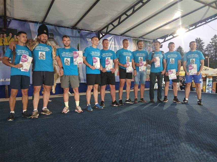 СОКОЛАЦ, 12. АВГУСTА /СРНА/ - У оквиру програма "Tеби горо Романијо", којим је обиљежен Дан манастира Светог великомученика Георгија одржан је и "Романијски вишебој", на коме је Александар Крајишник четврти пут понио титулу "хајдук харамбаша Романије".