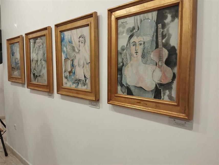 TРЕБИЊЕ, 18. АВГУСTА /СРНА/ - У Музеју Херцеговине вечерас је, поводом обиљежавања славе града Требиња Преображења Господњег, отворена изложба слика Милене Павловић Барили "Песме сунца у бојама Милене".