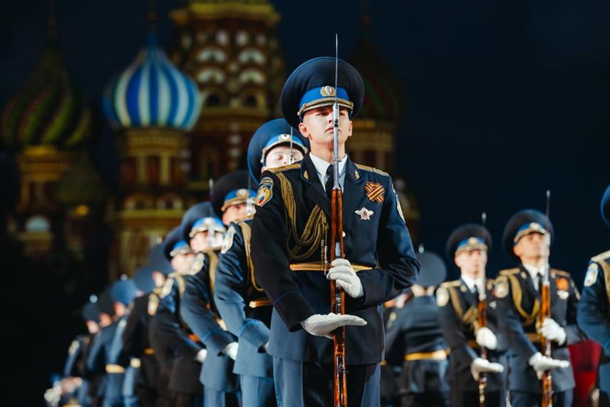 МОСКВА, 29. АВГУСТА /СРНА/ - Полицијски оркестар Министарства унутрашњих послова Републике Српске учествује у Москви на Фестивалу војних оркестара "Спаскаја башња", који је окупио више од 30 војних и полицијских оркестра из свијета.