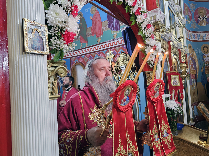 УГЉЕВИК, 31. АВГУСТА /СРНА/ - Његово високопреосвештенство митрополит зворничко-тузлански Фотије истакао је данас да Црква непрестано проповиједа слободу, а да оно што сада долази из ЕУ, са такозваном дигиталном државом, не предвиђа никакву слободу.