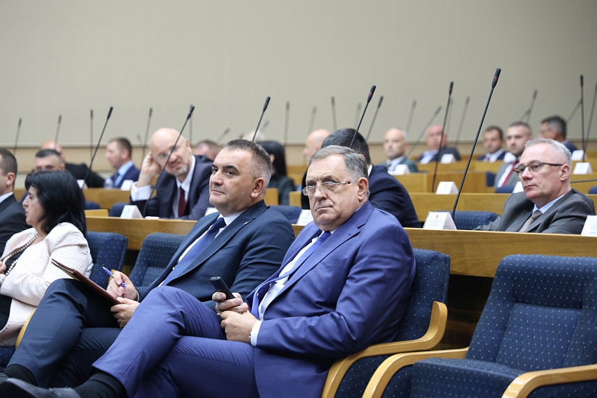 БАЊАЛУКА , 2. СЕПТЕМБРА /СРНА/ - Предсједник Републике Српске Милорад Додик присуствује посебној сједници Народне скупштине Републике Српске./Фото Борислав Здриња/