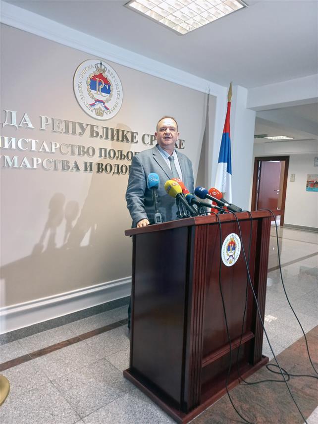БАЊАЛУКА, 3. СЕПТЕМБРА /СРНА/ - Главни координатор Конзорцијума "Логистика БиХ" Велибор Пеулић на конференцији за новинаре данас у Бањалуци након састанка са новоизабраним предсједником Владе Републике Српске Савом Минићем.