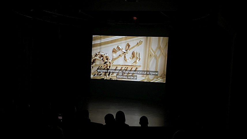 ИСТОЧНО САРАЈЕВО, 15. ЈАНУАРА /СРНА/ - У Културном центру Источно Ново Сарајево премијерно је приказан руски документарни филм "Један Бог, један пут", који је екипа града Краснодара снимила о православним светињама на подручју Сарајевско-романијске и Горњодринске регије.