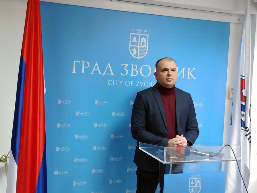 ЗВОРНИК, 15. ЈАНУАРА /СРНА/ - Градоначелник Зворника Бојан Ивановић.