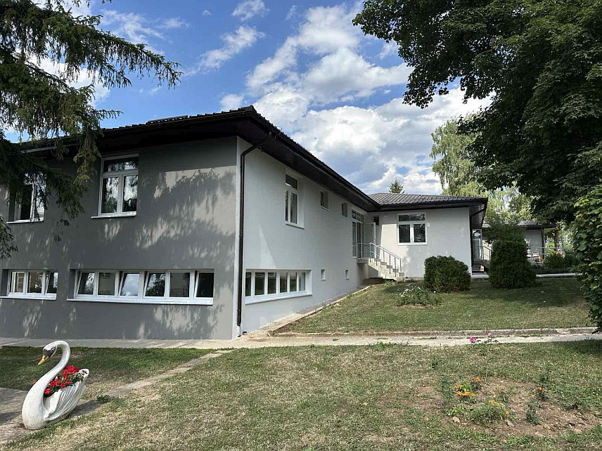 СОКОЛАЦ, 1. ЈАНУАРА /СРНА/ - Друга фаза реконструкције женског рехабилитационог одјељења Специјалне болнице за психијатрију је завршена, чиме ће ова здравствена установа подићи стандард услуга, а пацијентима пружити квалитетније и хуманије услове боравка.