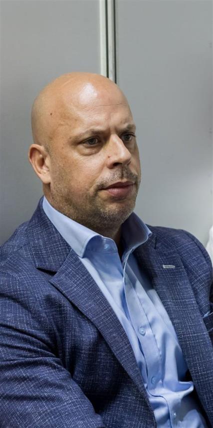 СРБАЦ, 23. ЈАНУАРА /СРНА/ - Српчанин Славко Драгосављевић, начелник Одјељења за предшколско и основно васпитање и образовање Републичког педагошког завода, објавио је недавно двије књиге из области физичког васпитања и спорта.