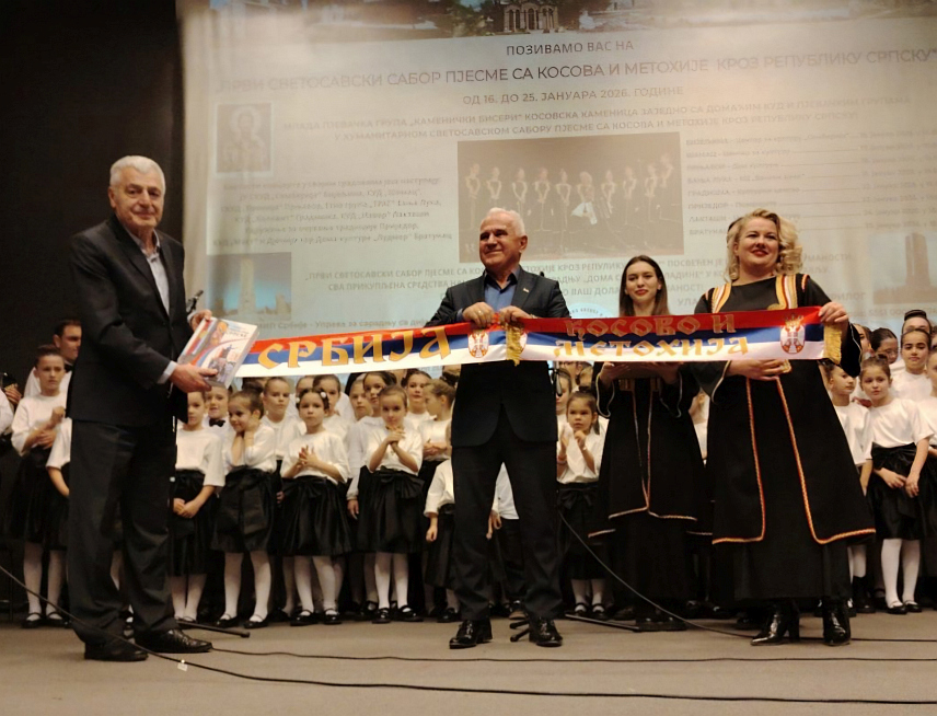 БАЊАЛУКА/БРАТУНАЦ, 25. ЈАНУАРА /СРНА/ - Током "Светосавског сабора пјесме Косова и Метохије кроз Републику Српску", одржаног у осам локалних заједница у Српској, прикупљено је око 9.000 евра за изградњу дома српске омладине "Љубав, вера, нада за Косово и Метохију" у Косовској Каменици, а сабор је вечерас завршен у Братунцу.