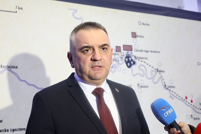 БАЊАЛУКА, 26. ЈАНУАРА /СРНА/ - Предсједник Владе Републике Српске Саво Минић рекао је да је задовољан одлуком о допустивости и меритурму крњег Уставног суда БиХ о избору прошлог сазива Владе Републике Српске, јер ниједном нису довели у питање одлуке Владе Републике Српске./фото Борислав Здриња/