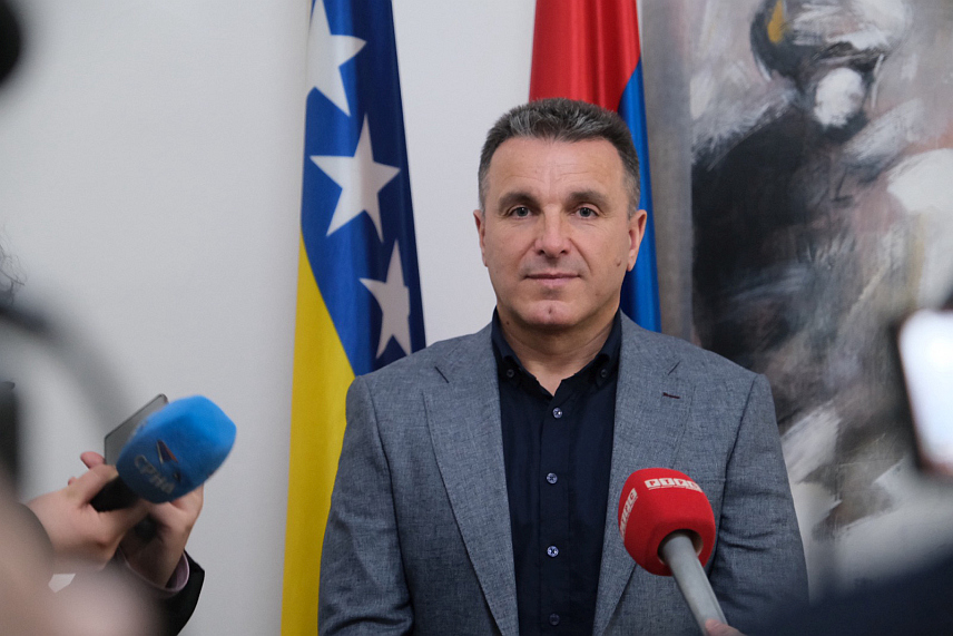 САРАЈЕВО, 5. ЈАНУАРА /СРНА/ - Главни инспектор у Министарству спољне трговине и економских односа у Савјету министара Његош Пољаковић.