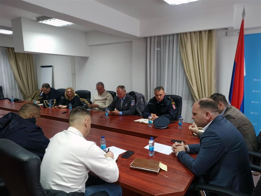 ЗВОРНИК, 8. ЈАНУАРА /СРНА/ - Сједница Градског штаба за ванредне ситуације Зворник.