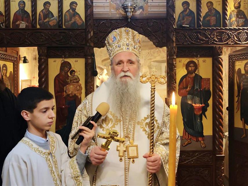 ПОДГОРИЦА/БУДВА, 9. ЈАНУАРА /СРНА/ - Митрополит црногорско-приморски Јоаникије у бесједи након литургије коју је служио у манастиру Дуљево у Паштровићима код Будве.
