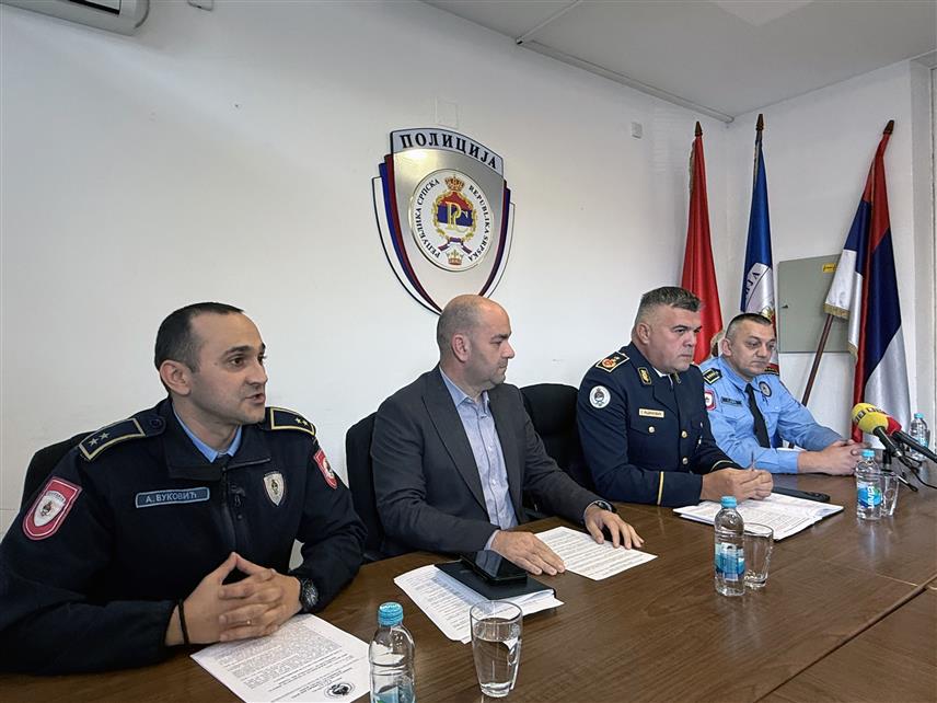 ДОБОЈ, 19. ОКТОБРА /СРНА/ - На подручју у надлежности Полицијске управе Добој број кривичних дјела за девет мјесеци ове године повећан је за 7,5 одсто у односу на исти период лани, речено је на конференцији за новинаре представника ове управе.
