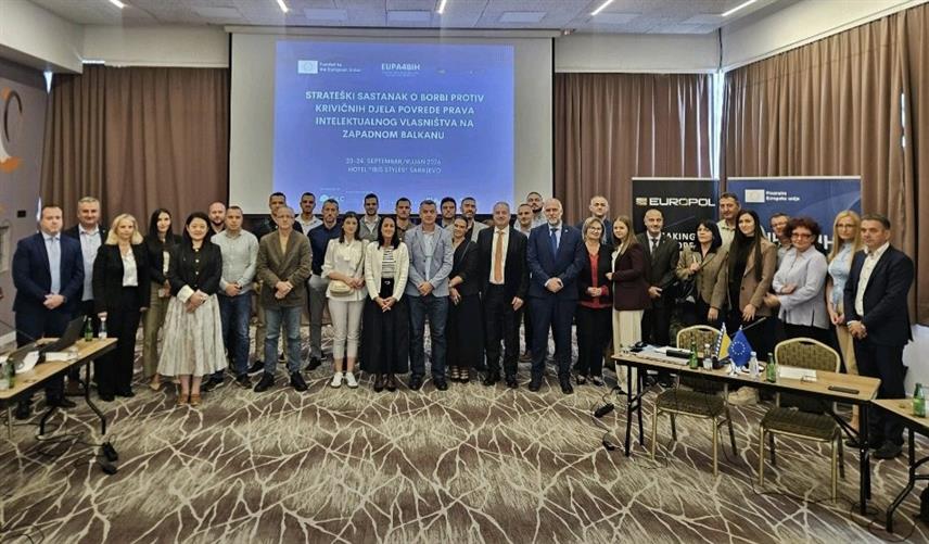 САРАЈЕВО, 1. ОКТОБРА /СРНА/ - Састанак представника Агенције за безбједност хране БиХ, Европола, Интерпола и Канцеларије ЕУ за интелектуално власништво одржан у Сарајеву.