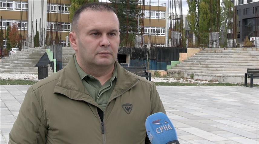 ИСТОЧНО НОВО САРАЈЕВО, 22. ОКТОБРА /СРНА/ - Градоначелник Источног Сарајева Љубиша Ћосић у изјави Срни.