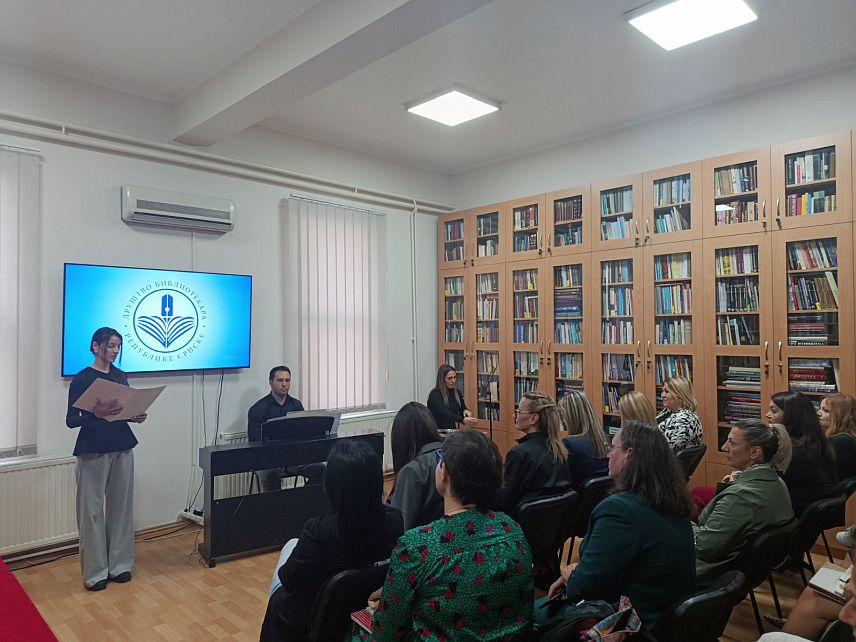 ЗВОРНИК, 9. ОКТОБРА /СРНА/ - Дан библиотекара обиљежен је данас у Зворнику, гдје је конституисана нова Управа Друштва библиотекара Републике Српске.