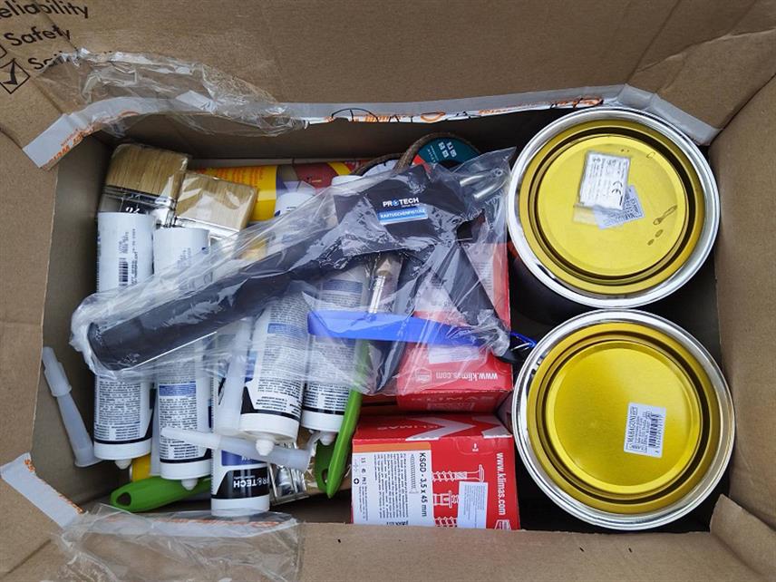 СРБАЦ, 10. ФЕБРУАРА /СРНА/ - Ратном војном инвалиду Гојку Марићу из Бардаче додијељен је грађевински материјал вриједан 1.750 КМ у оквиру пројекта економске подршке лицима са инвалидитетом који спроводи Фонд за професионалну рехабилитацију и запошљавање инвалидних лица са сједиштем у Приједору.