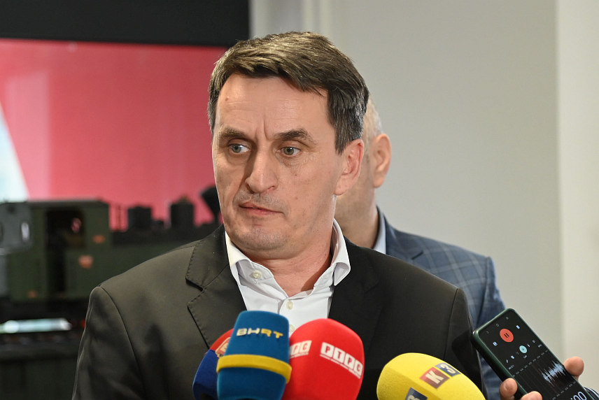 ДОБОЈ, 16. ФЕБРУАРА /СРНА/ - Вршилац дужности генералног директора "Жељезница Републике Српске" /ЖРС/ Драган Зеленковић.