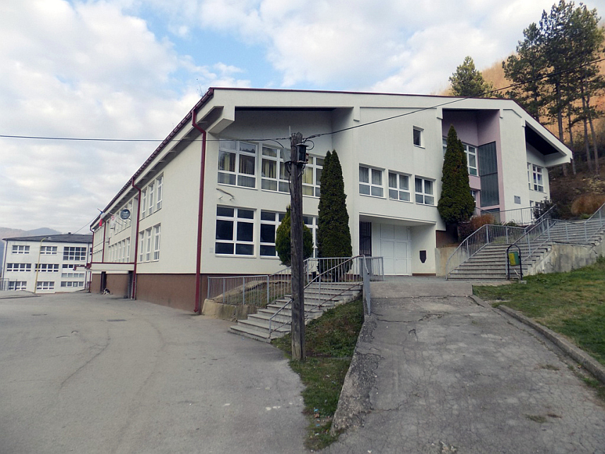 СРЕБРЕНИЦА, 17. ФЕБРУАРА /СРНА/ - Прва основна школа у Сребреници.