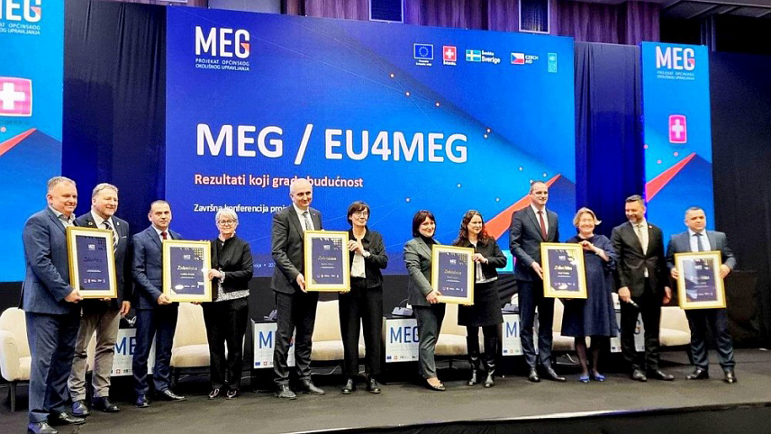 ШАМАЦ, 19. ФЕБРУАРА /СРНА/ - Општина Шамац је међу најбоље оцијењеним општина у БиХ када је ријеч о реализацији друге фазе пројекта "Општинско управљање животном средином" /МЕГ/.