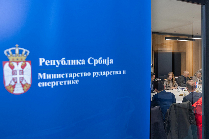 БЕОГРАД, 19. ФЕБРУАРА /СРНА/ - Министар рударства и енергетике Србије Дубравка Ђедовић Хандановић данас у Београду на првом састанку Међуресорне експертске радне групе за испитивање оправданости приступа развоју нуклеарне енергије.