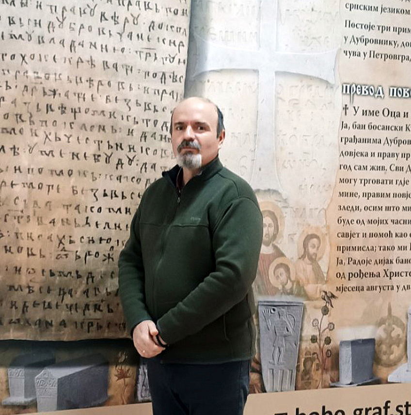 ИСТОЧНО НОВО САРАЈЕВО, 21. ФЕБРУАРА /СРНА/ - Професор српског језика Мирослав Чаваркапа.