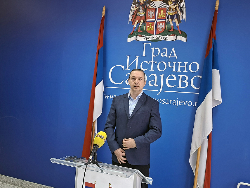 ИСТОЧНО САРАЈЕВО, 21. ФЕБРУАРА /СРНА/ - Министарство пољопривреде, шумарства и водопривреде Републике Српске повећаће пчеларима подстицај за око 50 одсто, чиме је пчеларство препознато као изузетна грана пољопривреде, изјавио је предсједник Савеза удружења пчелара Српске Дарко Марковић.