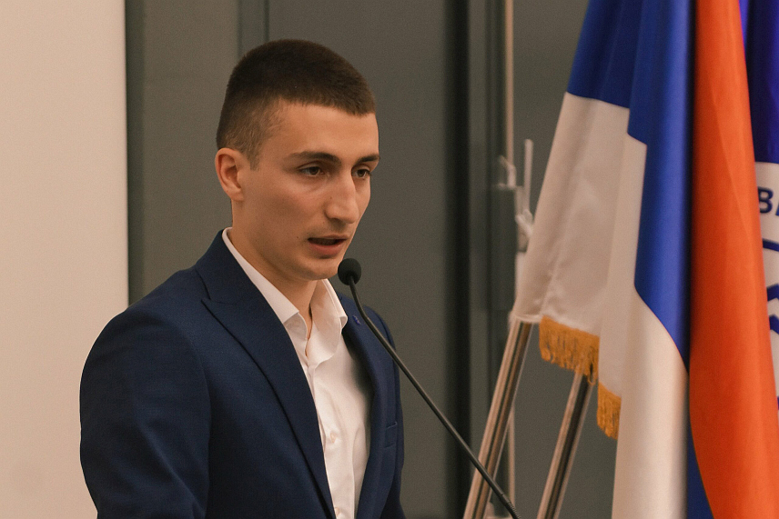 БАЊАЛУКА, 24. ФЕБРУАРА /СРНА/ - Предсједник Организације младих Градског одбора ДЕМОС-а Петар Малешевић.