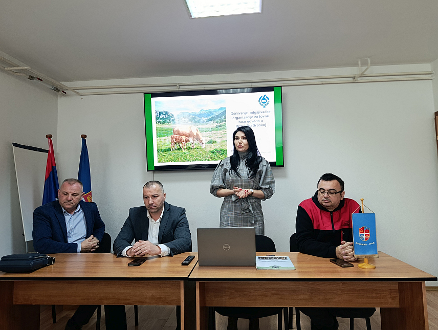МРКОЊИЋ ГРАД, 26. ФЕБРУАРА /СРНА/ - Предавање за пољопривредне произвођаче који се баве сточарством одржано је у просторијама Агенције за привредни развој општине Маркоњић Град.