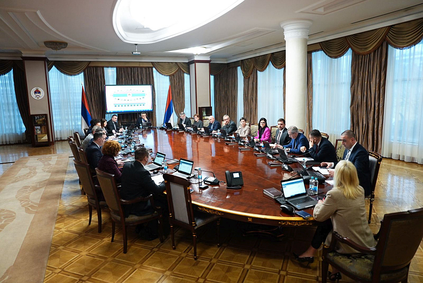 БАЊАЛУКА, 6. ФЕБРУАРА /СРНА/ - Сједница Владе Републике Српске.