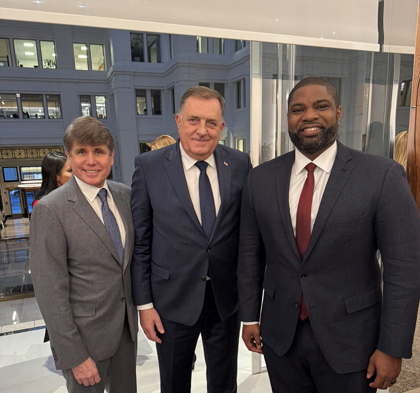 ВАШИНГТОН, 6. ФЕБРУАРА /СРНА/ - Лидер СНСД-а Милорад Додик састао се данас са Бајроном Доналдсом, кандидатом Доналда Трампа за гувернера Флориде.