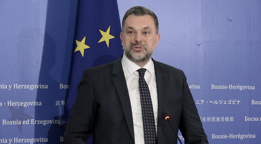 САРАЈЕВО, 12. МАРТА/ СРНА/ - Министар иностраних послова у Савјету министара Елмедин Конаковић на конференцији за новинаре у Сарајеву.