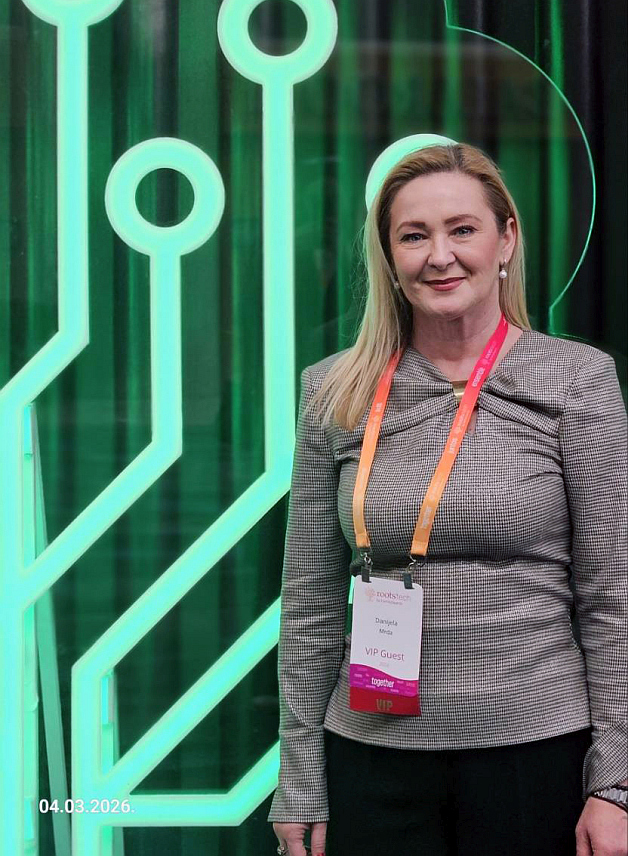 САРАЈЕВО, 13. МАРТА /СРНА/ - Директор Архива БиХ Данијела Мрда на конференцији о генеалогији, породичној историји и дигиталним технологијама у области истраживања и очувања историјских извора у САД.