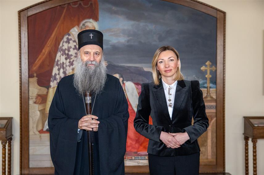 БЕОГРАД, 17. МАРТА /СРНА/ - Његова светост патријарх српски Порфирије и министар задужен за родну равноправност и спречавање насиља над женама Татјана Мацура састали су се данас у Београду.