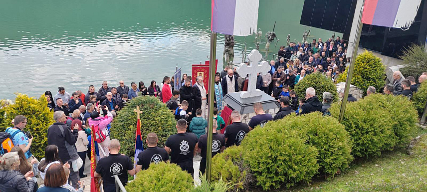 ВИШЕГРАД, 22. МАРТА /СРНА/ – У Старом Броду код Вишеграда данас је служен парастос поводом обиљежавања 84 године од страдања више од 6.000 Срба које су убили припадници злогласне Црне легије Јуре Францетића.