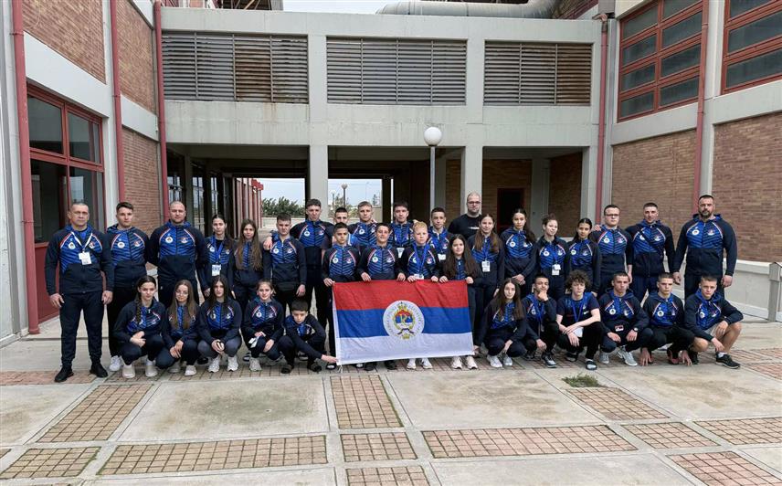 БАЊАЛУКА, 24. МАРТА /СРНА/ - Репрезентација Републике Српске остварила је историјски успјех на Европском првенству на Криту, освојивши девет медаља у конкуренцији 1.700 такмичара из 31 земље, саопштено је из Џију-џицу клуба "Борац" из Бањалуке.