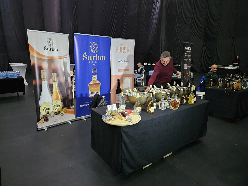 ИСТОЧНО НОВО САРАЈЕВО, 28. МАРТА /СРНА/ - Побједник 2. Међународног фестивала ракије у Источном Сарајеву у категорији регистрованих произвођача је дестилерија "Жеља" из Србије са шљивовицом старом седам година.