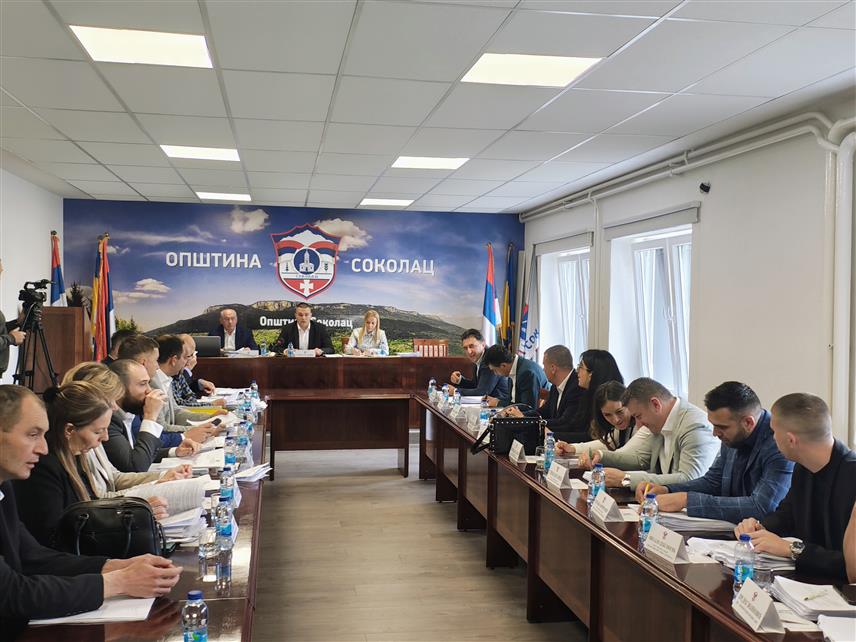 СОКОЛАЦ, 15. АПРИЛА /СРНА/ - Скупштина општине Соколац усвојила је данас низ извјештаја о раду са финансијским извјештајем за претходну годину установа и предузећа чији је оснивач општина.