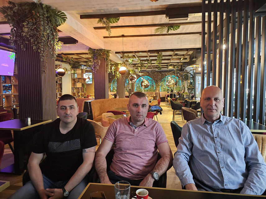 НОВО ГОРАЖДЕ, 15. АПРИЛА /СРНА/ - Одборник у Скупштини општине Ново Горажде Милан Дракула приступио је Социјалистичкој партији Српске /СПС/.