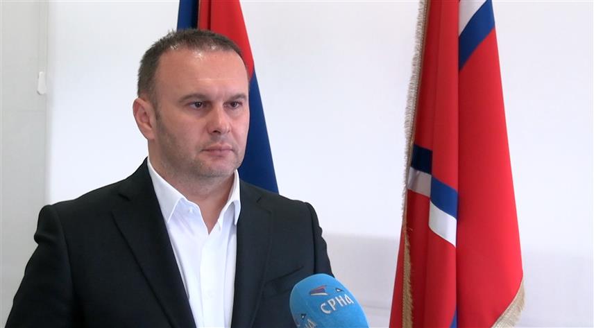 ИСТОЧНО САРАЈЕВО, 17. АПРИЛА /СРНА/ - Градоначелник Источног Сарајева Љубиша Ћосић.