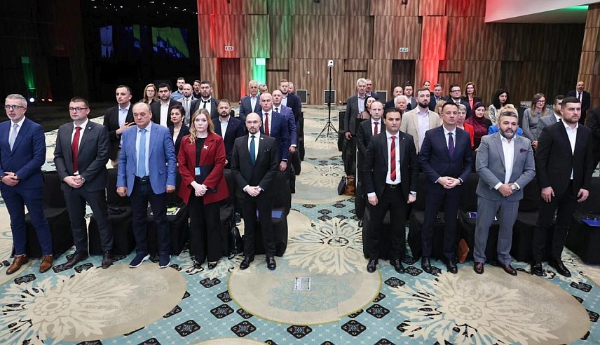 САРАЈЕВО, 21. АПРИЛА /СРНА/ - Директор Агенције за унапређење страних инвестиција у БиХ /Фипа/ Марко Кубатлија учествује на манифестацији "Отворени дани економске сарадње БиХ - Алжир".