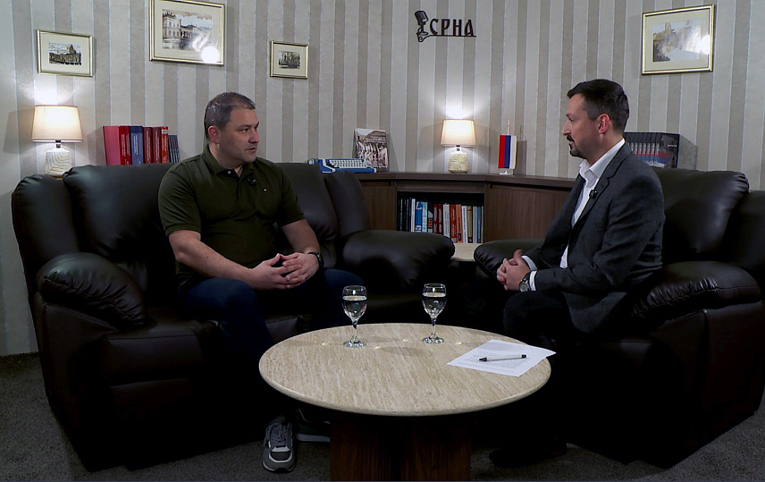 БАЊАЛУКА, 3. АПРИЛА /СРНА/ - Систем заштите од поплава у Бањалуци значајно је унапријеђен и захваљујући технолошком напретку и превентивним мјерама готово је немогуће да се понови сценарио из 2014. године, изјавио је Срни шеф Одсјека за послове цивилне заштите и професионалне територијално ватрогасно-спасилачке јединице града Бањалука Драган Бабић.	
